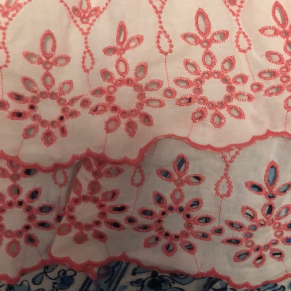 GAP Pink and White Scalloped Tank - Picture 3 of 4